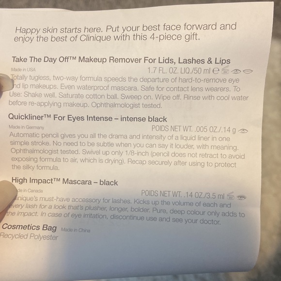 Clinique makeup bag and samples - Picture 7 of 7